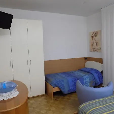 Feeling At 4* 카스테나소